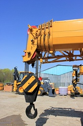 ���� XCMG �� ������������� ����� QY25K5