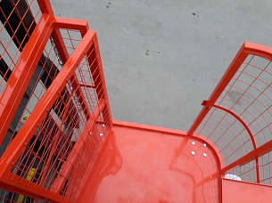 Корзина для вилочного погрузчика МКП-300 (г/п 300 кг.)