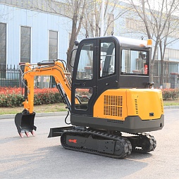 ����-���������� LT1020 Mini Excavators(������� ��� -2000 ��., ����� ����� -0,06 �3, �������� ��������� -24 �.�.)